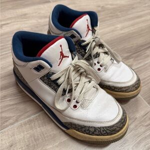 Nike Air Jordan Retro 3 True Blue Kids White and Blue Sneakers Women Size 7